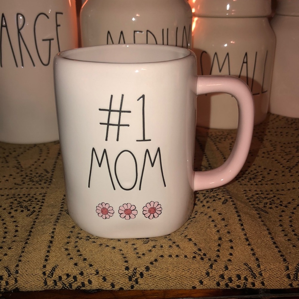 Rae Dunn #1 MOM Mug with Flowers and Pink Handle